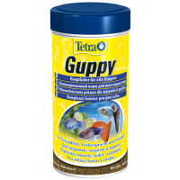 Основной корм в виде хлопьев Tetra Guppy