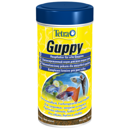 Основной корм в виде хлопьев Tetra Guppy